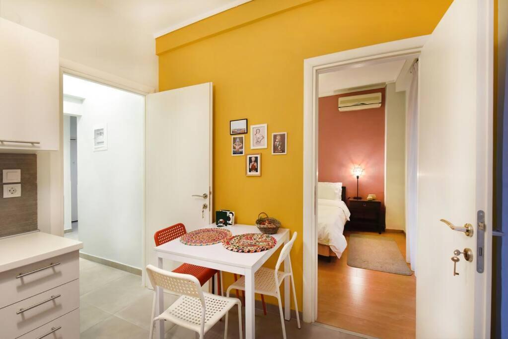Apartamento The Muse, Colorful Cozy Flat On Mitropoleos Downtown Tesalónica Exterior foto
