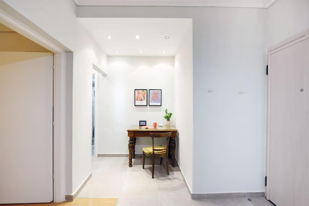 Apartamento The Muse, Colorful Cozy Flat On Mitropoleos Downtown Tesalónica Exterior foto